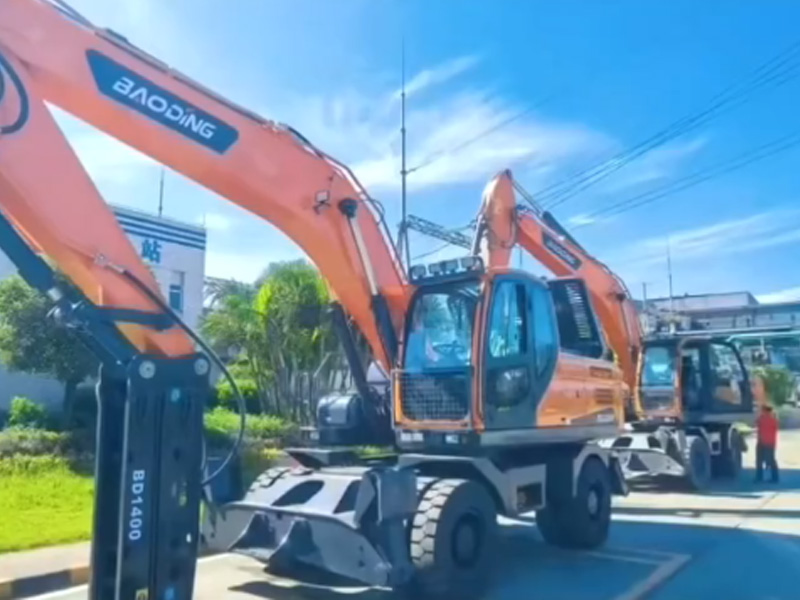 寶鼎BD225輪式挖掘機，實力擔當